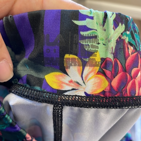 Fila Sport Capri Leggings Size M - Picture 3 of 3